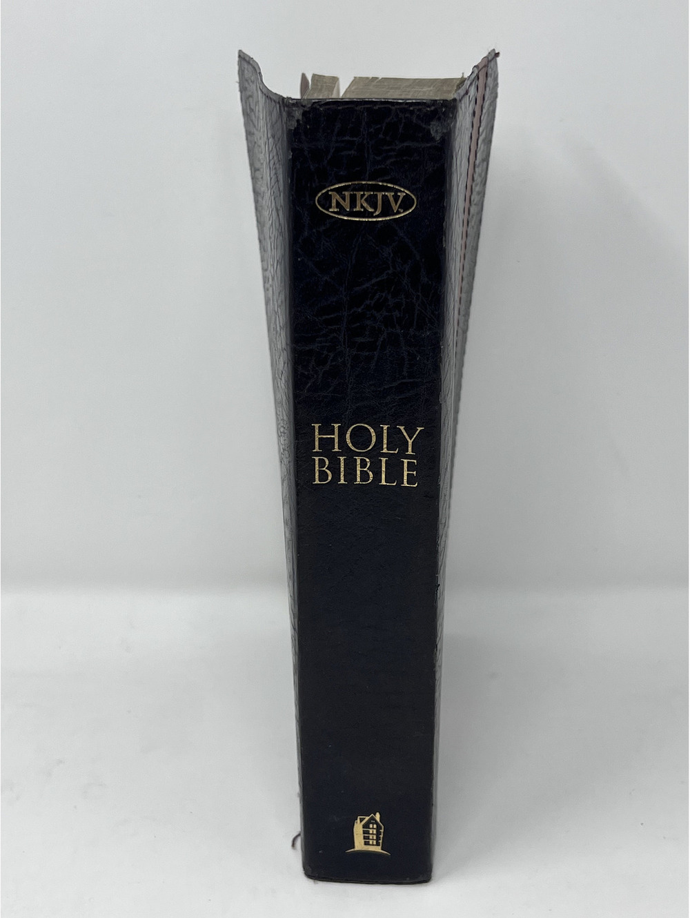NKJV Holy Bible with Black and Brown Leather Cover